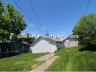 Spacious 3 BR 1 BA with Covered Porch and Garage (SECTION 8 APPROVED)