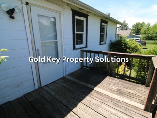 Spacious 3 BR 1 BA with Covered Porch and Garage (SECTION 8 APPROVED)