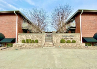 2 Bedroom In Westport Rent Special