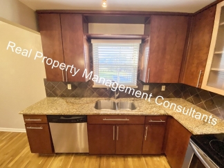 2 Bedroom In Westport Rent Special