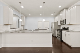 Spacious 5BR/3.5BA Home in Tallant Farms | Swim/Tennis Community