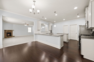 Spacious 5BR/3.5BA Home in Tallant Farms | Swim/Tennis Community
