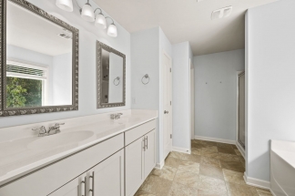 Spacious 5BR/3.5BA Home in Tallant Farms | Swim/Tennis Community