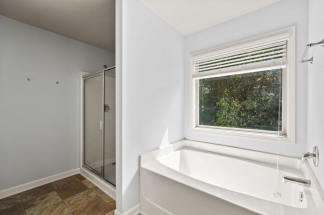 Spacious 5BR/3.5BA Home in Tallant Farms | Swim/Tennis Community