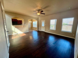 Beautiful 3 Bedroom Home Available NOW **ASK ABOUT MOVE IN SPECIAL!**