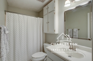 713 Davenport Drive - Available 8/29