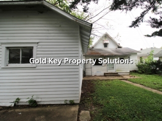 3 BR 1 BA House with Fenced Yard and Garage SECTION 8 APPROVED