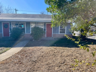 Charming 1 Bedroom Duplex Near Shopping and Schools in San Antonio