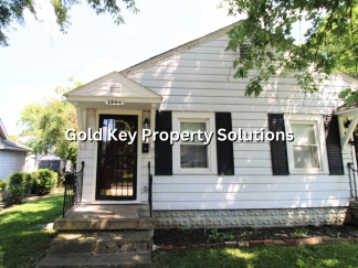Updated 1 BR 1 BA Duplex with Washer/Dryer Hookups (NO SECTION 8)