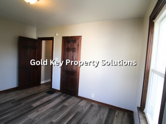 Updated 1 BR 1 BA Duplex with Washer/Dryer Hookups (NO SECTION 8)