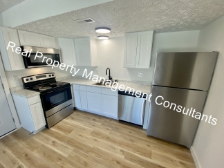 No Security Deposit on Remodeled 2 Bedroom in Harrisonville