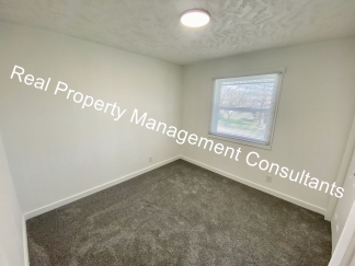 No Security Deposit on Remodeled 2 Bedroom in Harrisonville