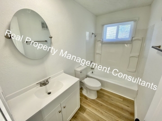 No Security Deposit on Remodeled 2 Bedroom in Harrisonville