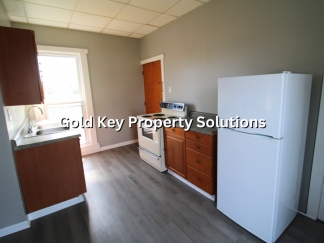 Large Middletown 2 BR 1 BA Upstairs Apartment (SECTION 8 APPROVED)