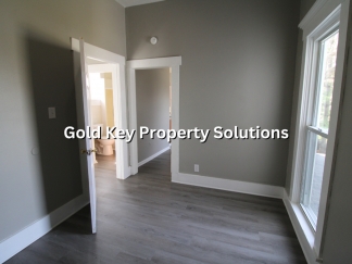 Large Middletown 2 BR 1 BA Upstairs Apartment (SECTION 8 APPROVED)