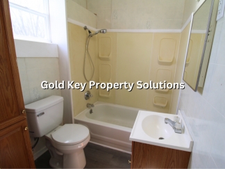 Large Middletown 2 BR 1 BA Upstairs Apartment (SECTION 8 APPROVED)