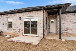 Beautiful New Abbington Subdivision! $1000 MOVE IN SPECIAL- Schedule a Showing Here at Our Model Unit!