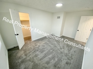 Remodeled 3 Bedroom 1.5 bath Apartment