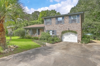 Waterfront Home in Melrose Subdivision! Renovation in Progress!