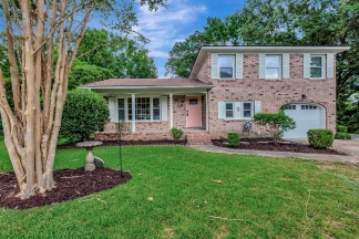 Waterfront Home in Melrose Subdivision!