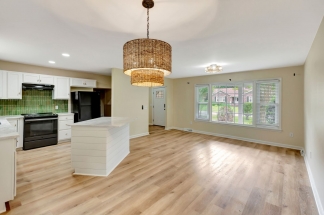 Waterfront Home in Melrose Subdivision!