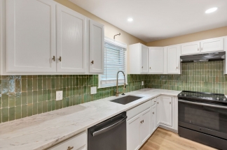Waterfront Home in Melrose Subdivision!