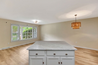 Waterfront Home in Melrose Subdivision!