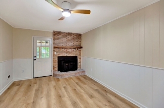 Waterfront Home in Melrose Subdivision!