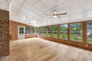 Waterfront Home in Melrose Subdivision!