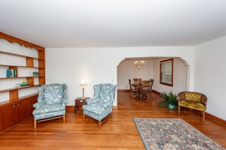 3 Bedroom Classic Summerville Home!