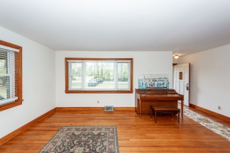 3 Bedroom Classic Summerville Home!