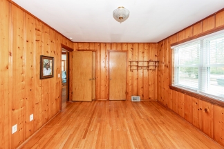 3 Bedroom Classic Summerville Home!