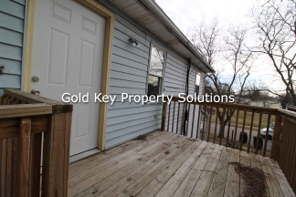 MOVE IN SPECIAL!! 50% OFF 1st MONTH'S RENT!!! 3 Bed 1 Bath Upstairs Apt for Rent (SECTION 8 APPROVED)