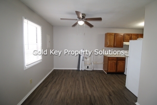 MOVE IN SPECIAL!! 50% OFF 1st MONTH'S RENT!!! 3 Bed 1 Bath Upstairs Apt for Rent (SECTION 8 APPROVED)