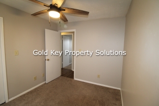 MOVE IN SPECIAL!! 50% OFF 1st MONTH'S RENT!!! 3 Bed 1 Bath Upstairs Apt for Rent (SECTION 8 APPROVED)