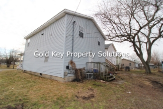 MOVE IN SPECIAL!! 50% OFF 1st MONTH'S RENT!!! 3 Bed 1 Bath Upstairs Apt for Rent (SECTION 8 APPROVED)
