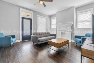 Charming First-Floor Home in Established Winnetka Heights Community – Just Minutes from Bishop Arts!