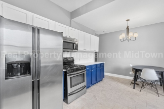 Charming First-Floor Home in Established Winnetka Heights Community – Just Minutes from Bishop Arts!