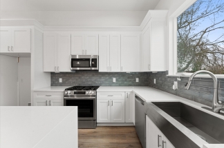 1935 Knoll Square Dr - For Sale