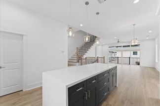 1935 Knoll Square Dr - For Sale