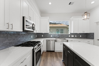 1935 Knoll Square Dr - For Sale