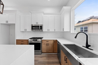 1937 Knoll Square Dr - For Sale