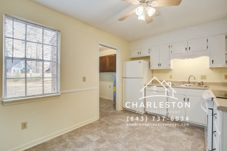 400 Crestview Dr Apt C - Available Now!