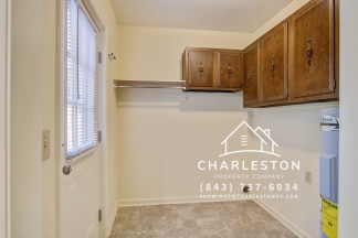 400 Crestview Dr Apt C - Available Now!