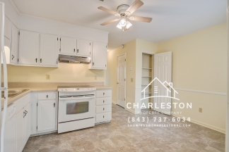 400 Crestview Dr Apt C - Available Now!