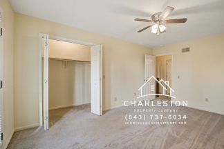 400 Crestview Dr Apt C - Available Now!