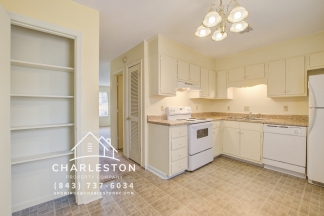 400 Crestview Dr Apt D - Available Now!