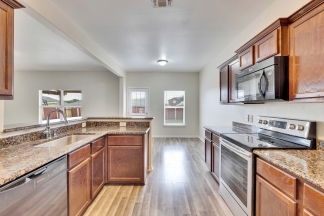 19420 James Manor Street - Pink Team