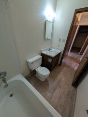 630 Franklin #23