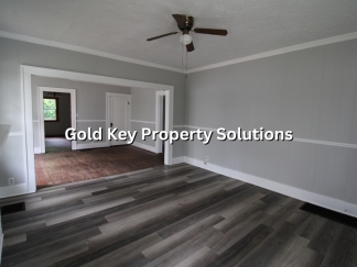 Spacious 3 BR 1 BA House with Dining Room and Fenced Backyard. (SECTION 8 APPROVED)